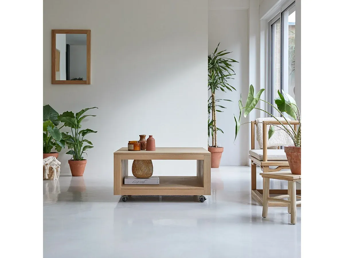 Moderner Eichenholz-Couchtisch 80 cm