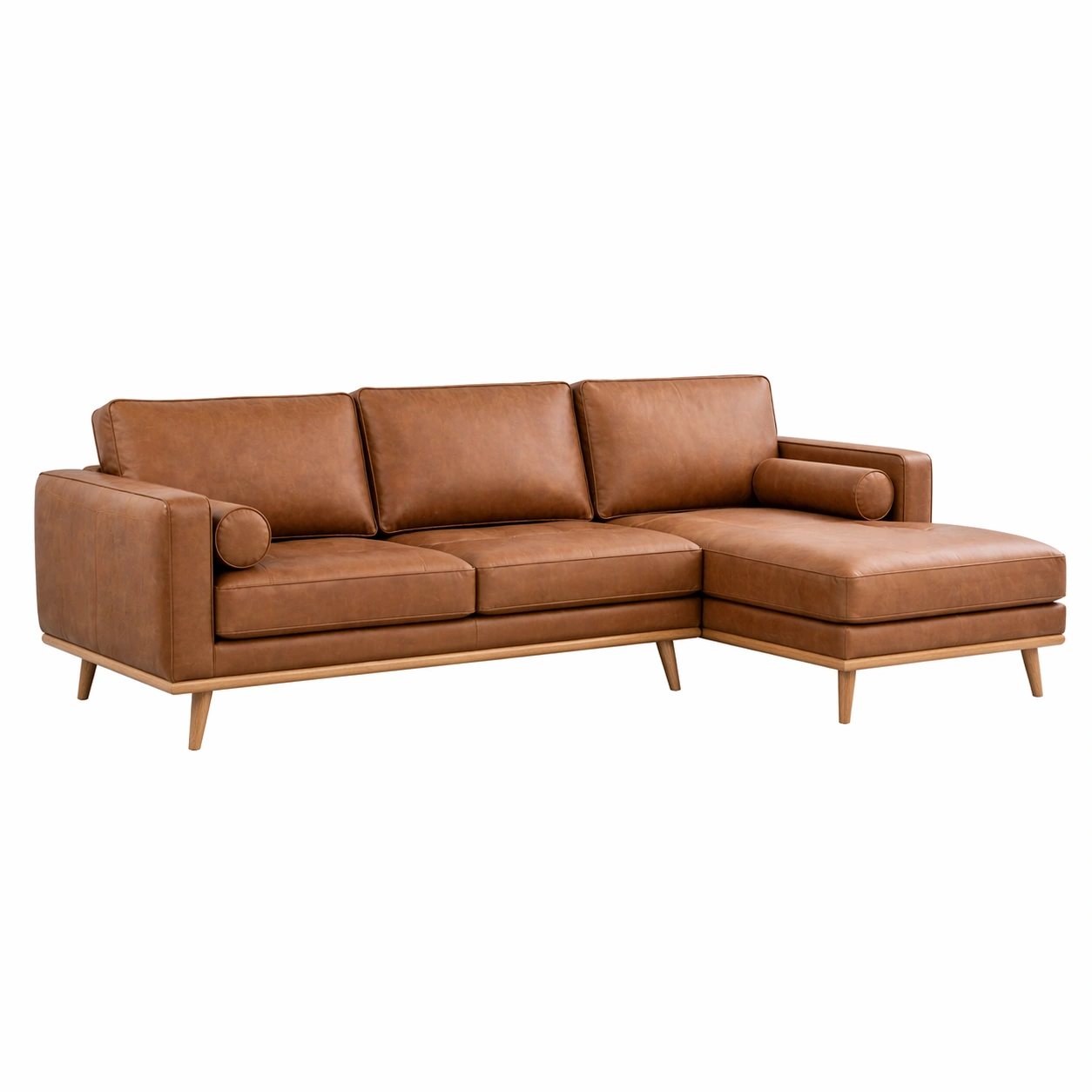 Sofá con chaise longue derecha en cuero color camel con base de madera y dise?o moderno elegante-nexaglance