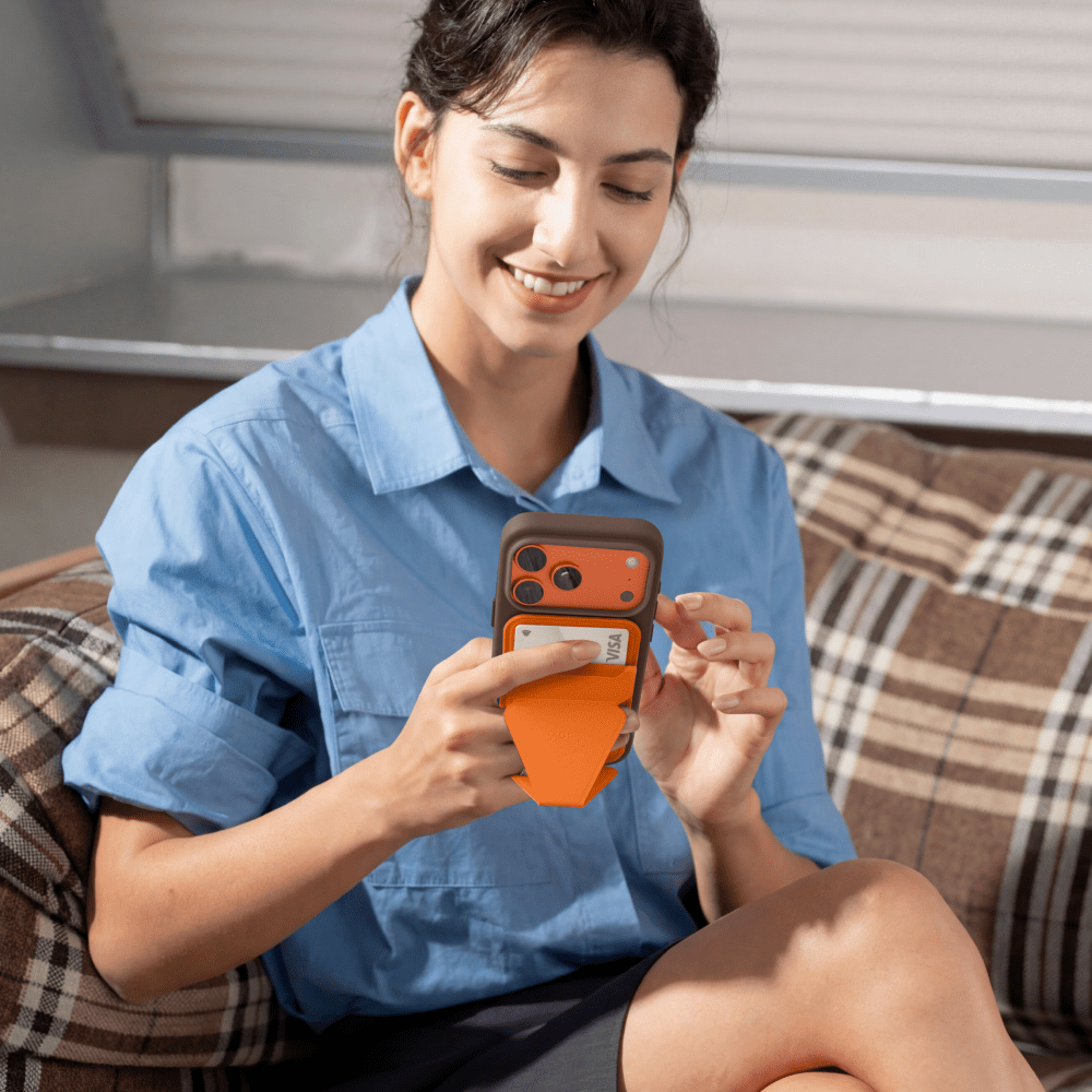 Trackable Snap-on Phone Stand & Wallet