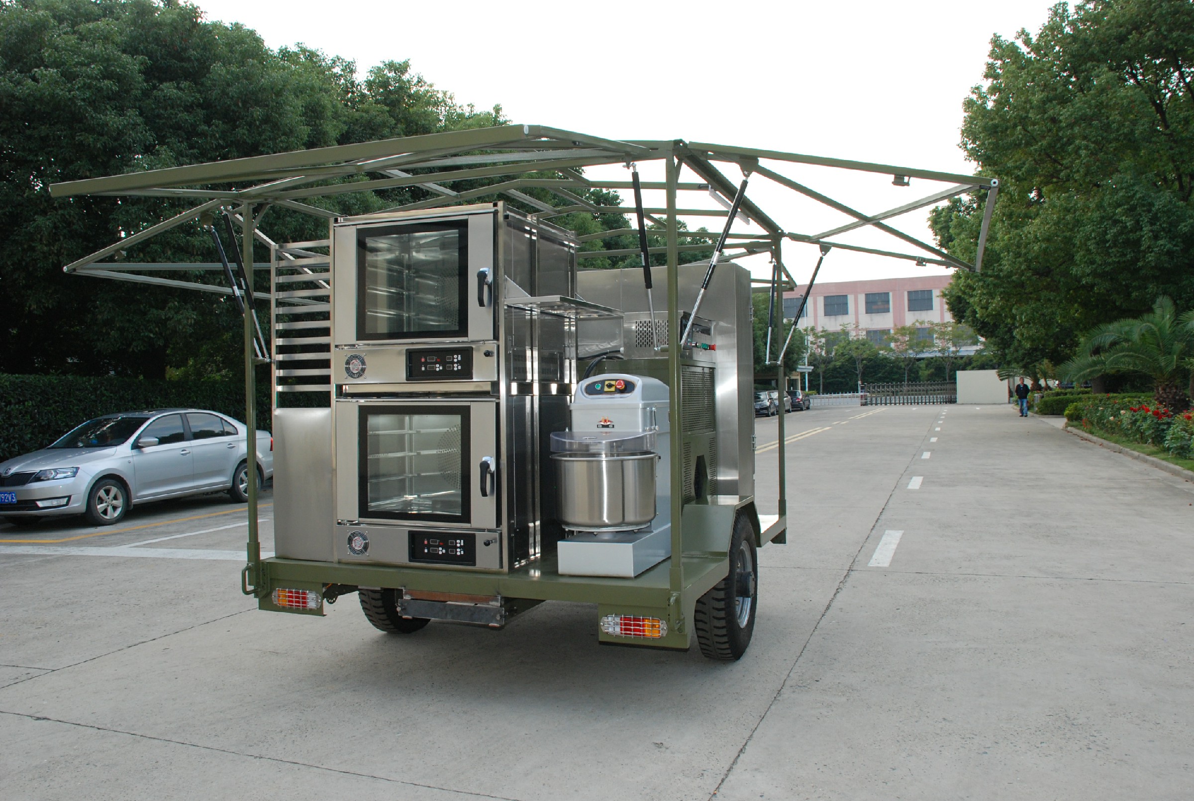   Mobile Field Bakery Food Trailer