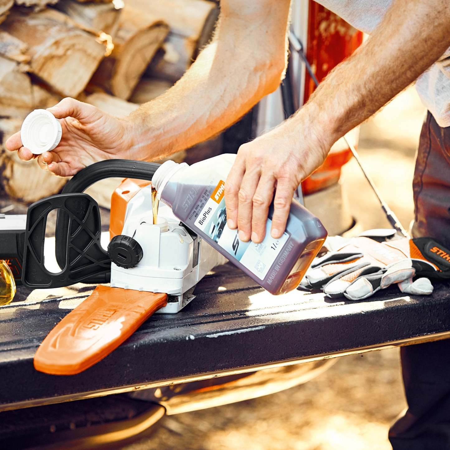 MSA 60 C-BQ Battery Chain Saw with 12" Bar