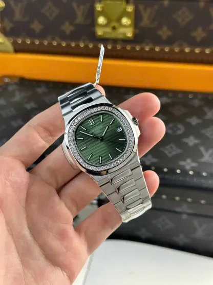 Pathttek Nathtutilus 5713G Green Dial 40mm Moissanite – Handcrafted Diamod