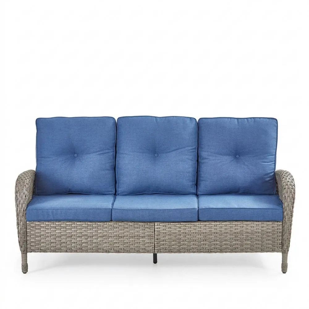 3-Sitzer-Sofa aus Rattan mit blauen Kissen