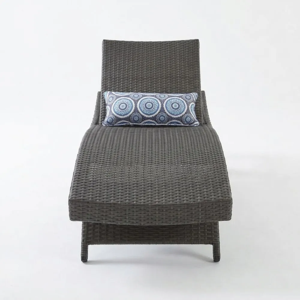 Verstellbare Gartenliege aus Rattan grau mit Kissen