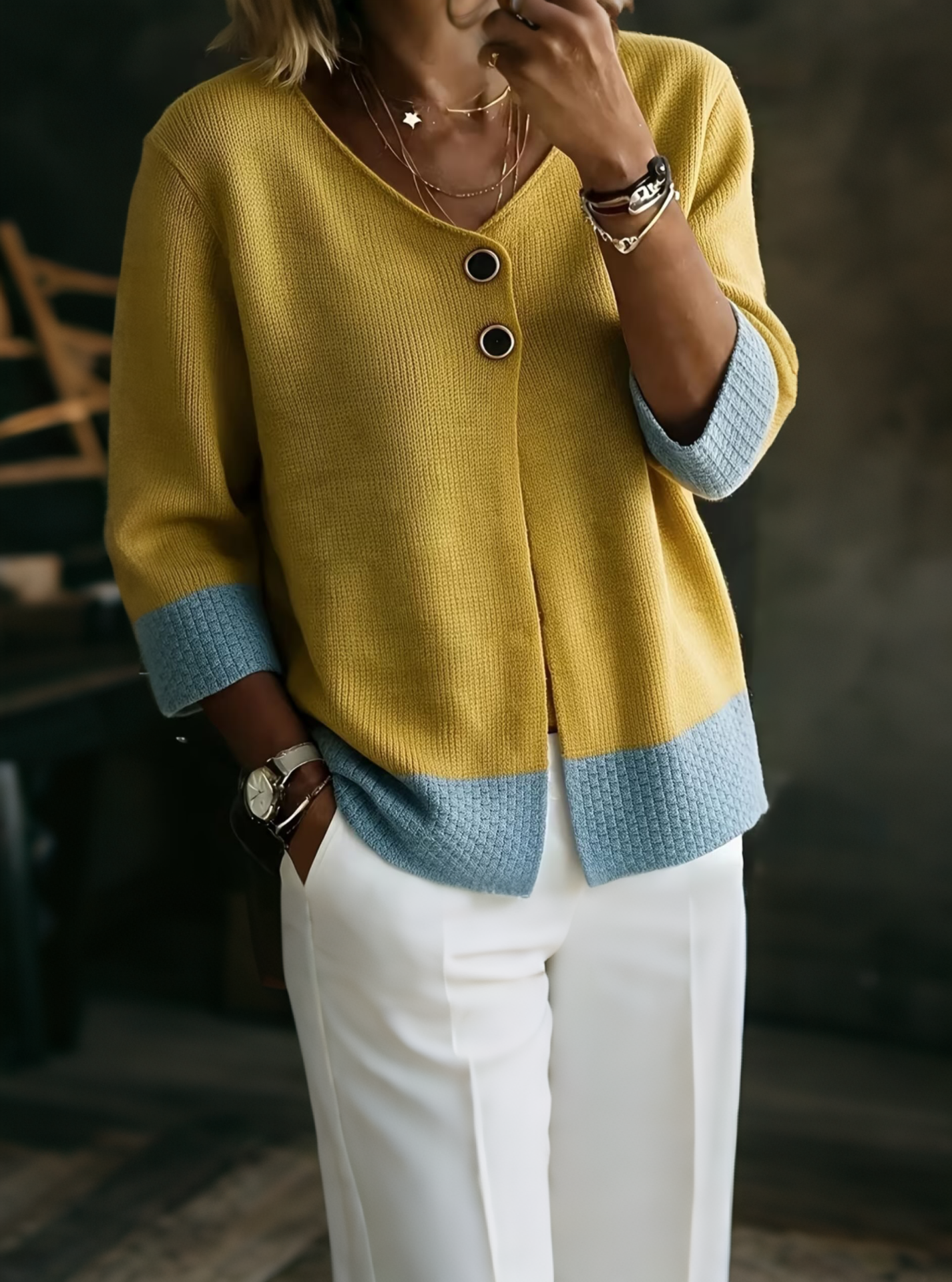 Women Elegant Contrast Trim Knit Cardigan