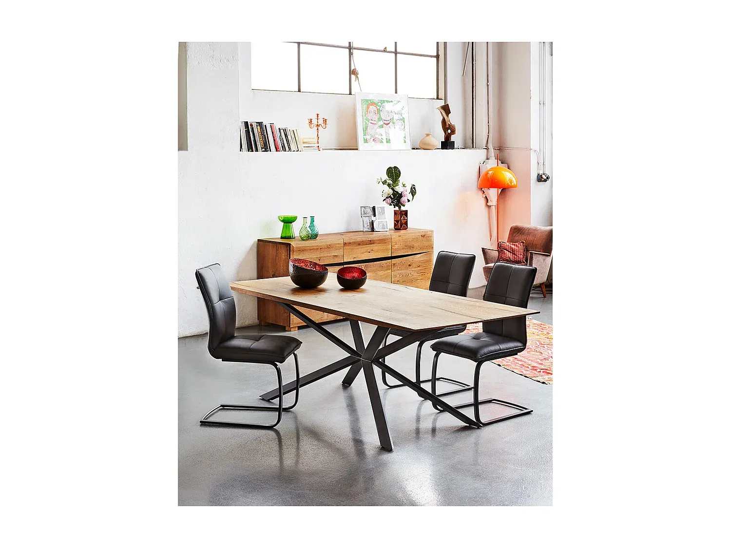 Moderner Esstisch aus Massivholz - 220 x 95 cm