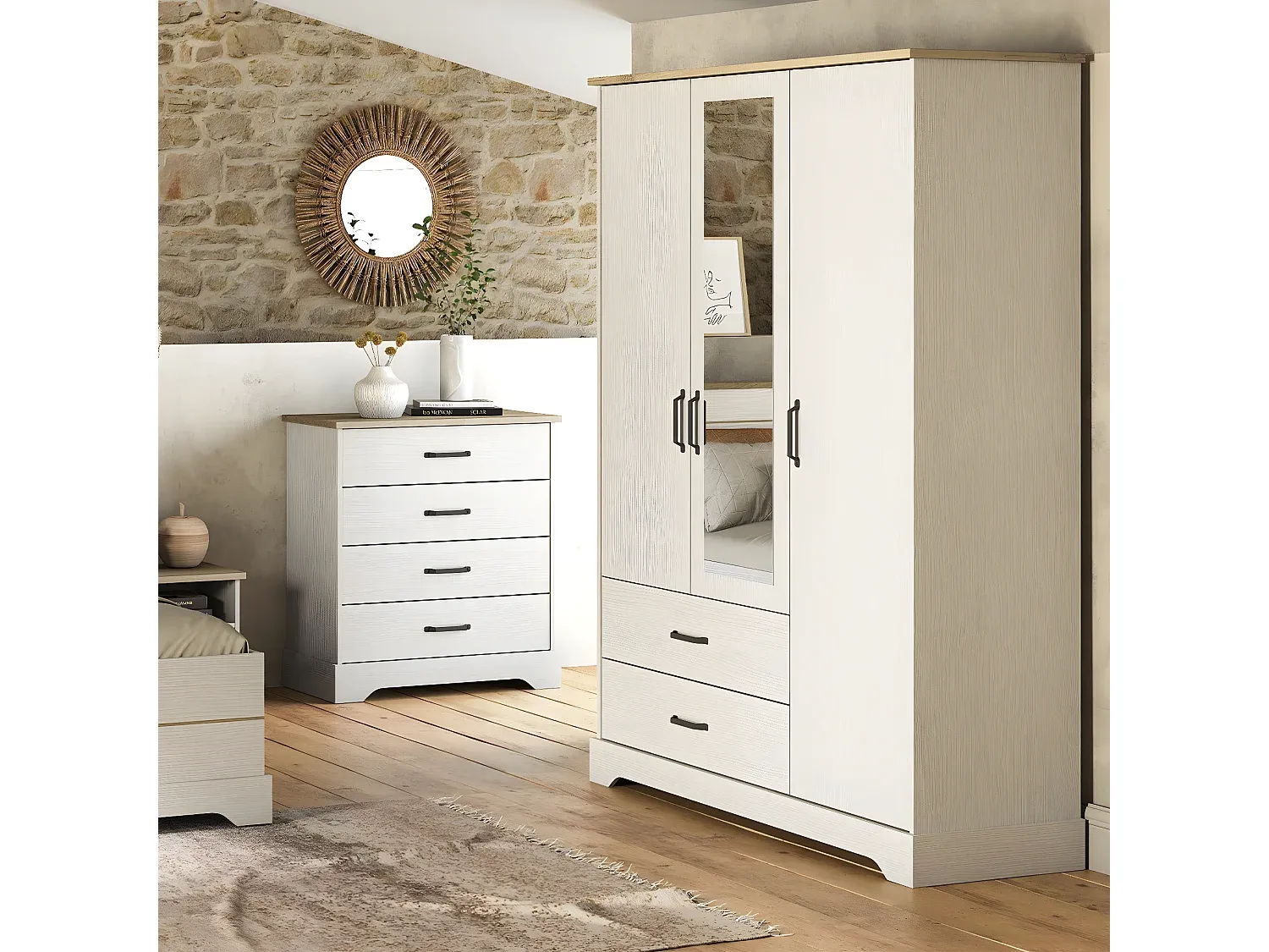 Großzügiger Kleiderschrank mit Spiegel und Schubladen