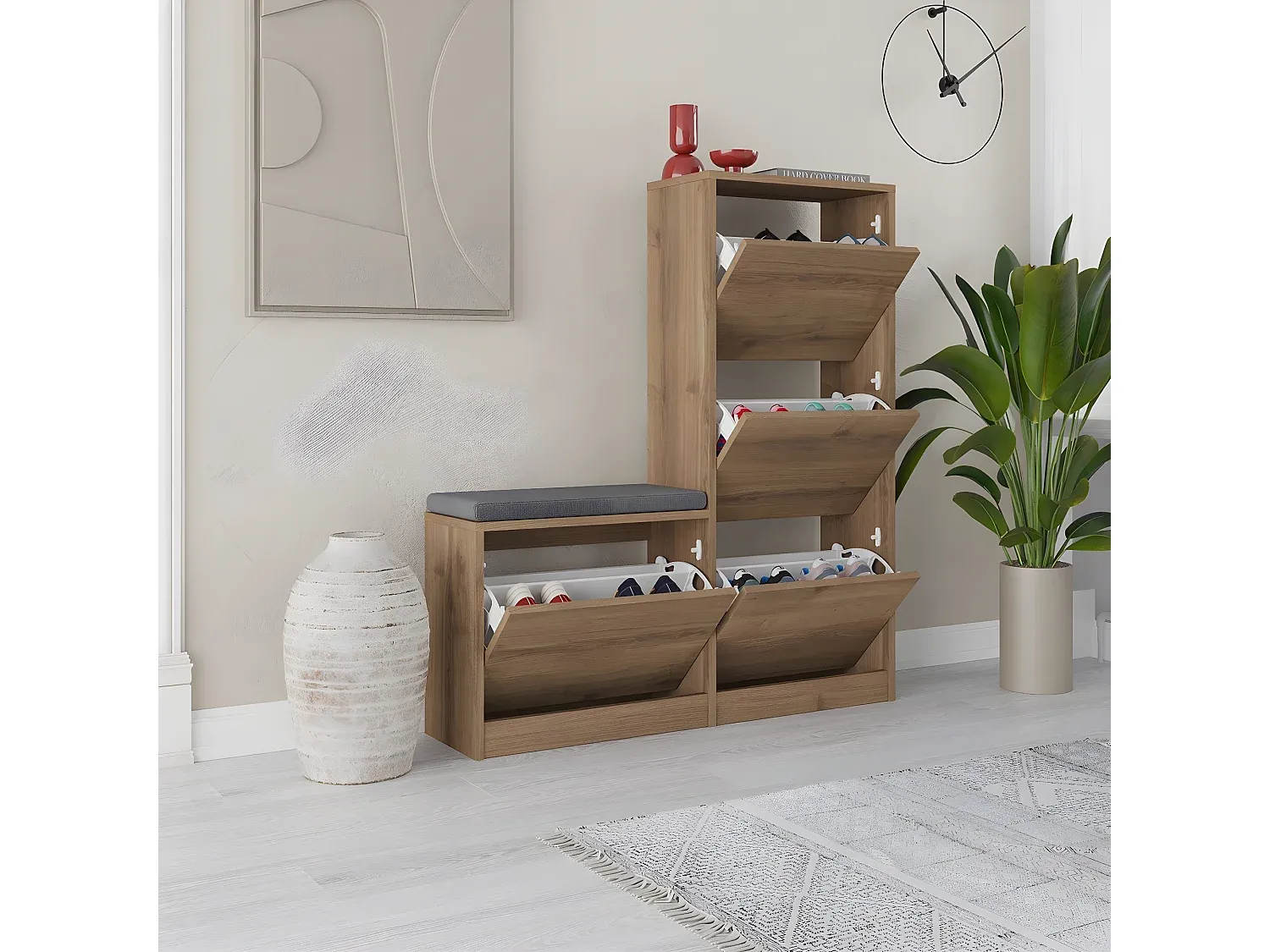 Geräumiger Schuhschrank mit 4 Türen, 105 cm breit