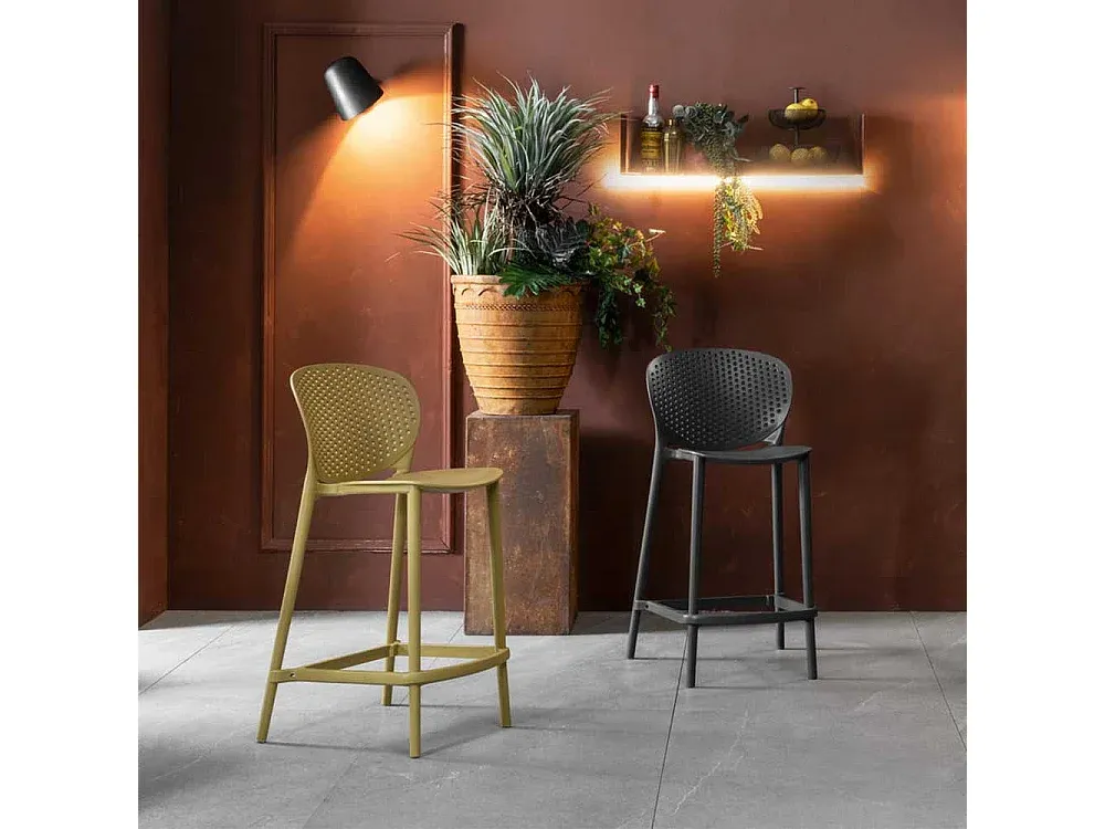 Robuste Kunststoff-Barhocker Dunkelgrau 2er-Set