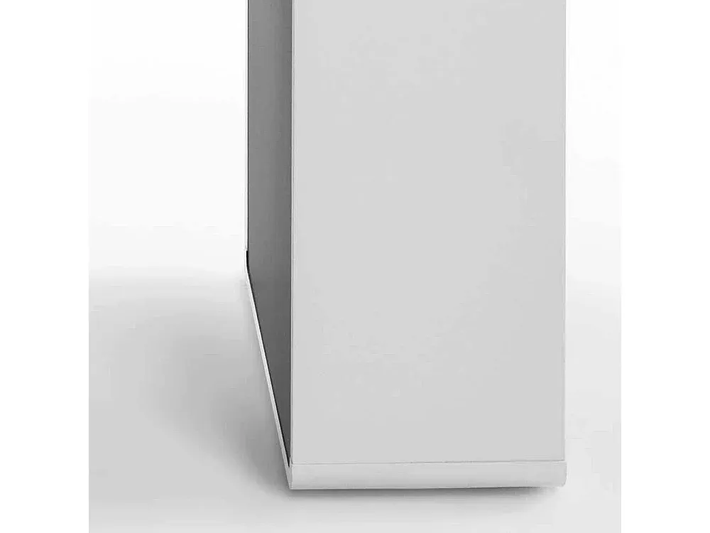 Moderner Arbeitstisch mit integriertem Stauraum