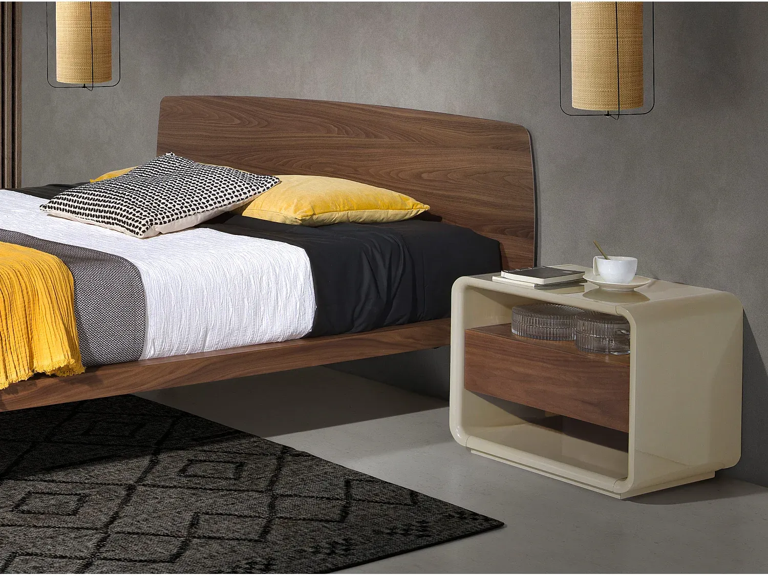 Moderner Nachttisch aus Holzmaterialien