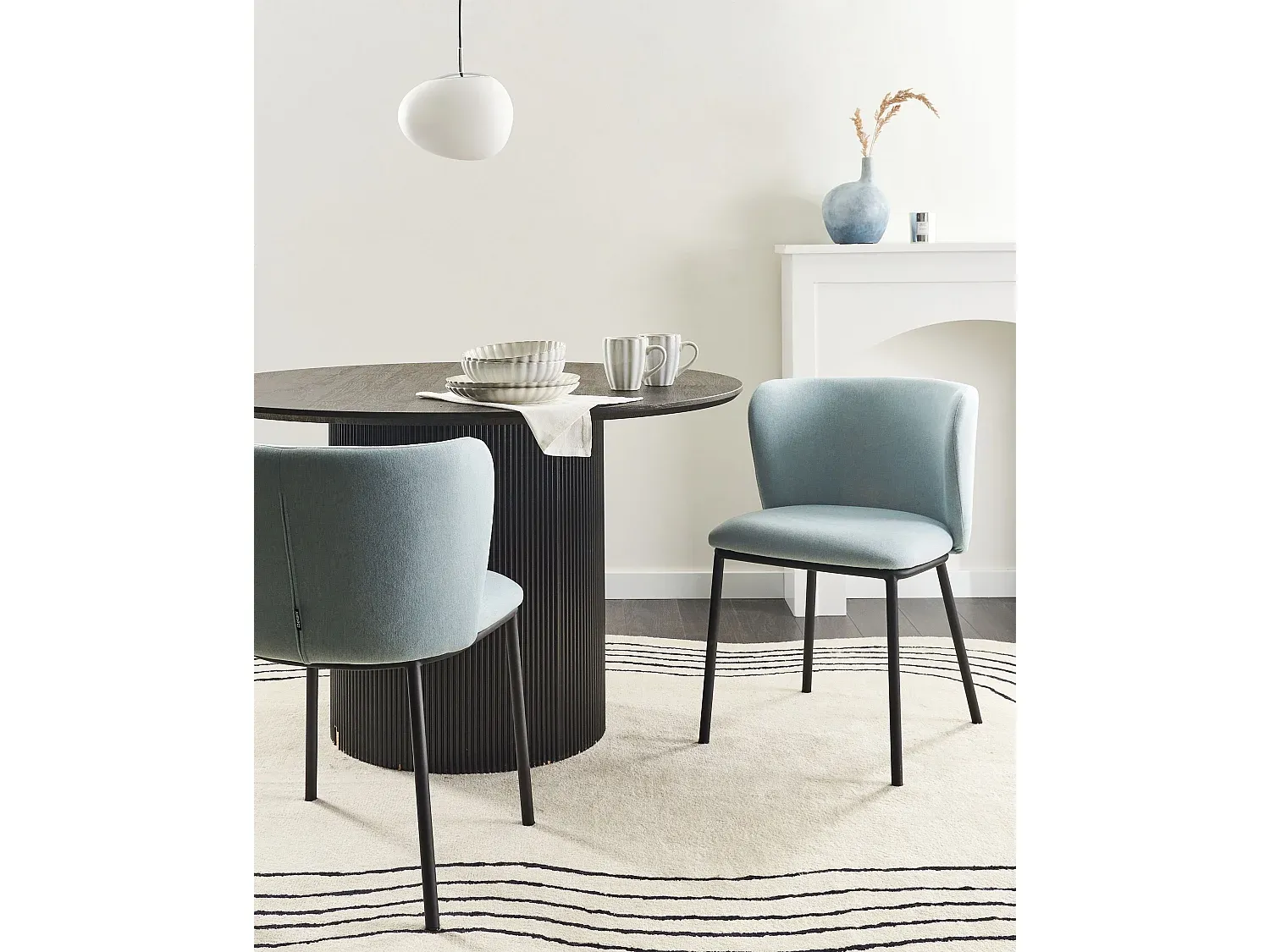 Moderner Polsterstuhl im 2er-Set, Hellblau