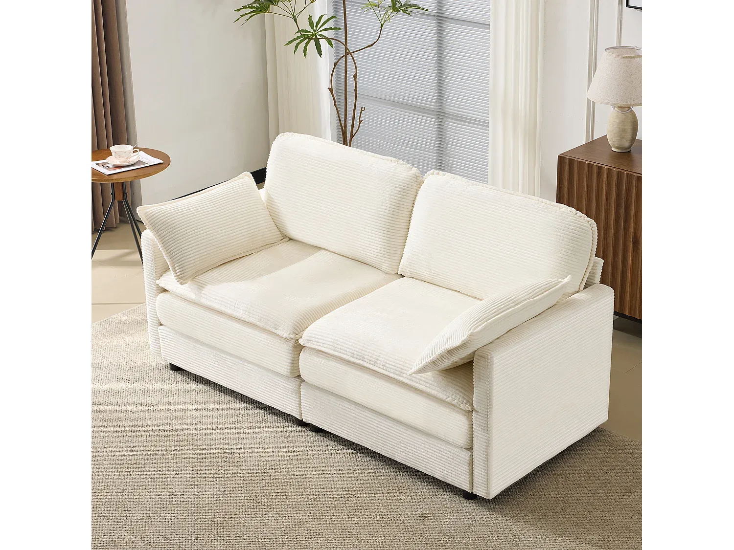 Zweisitziges Sofa in Weiß, Cord, mit Rückenkissen