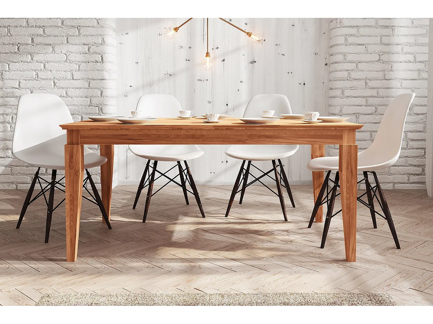 Massiver Esstisch aus Kernbuche, geölt