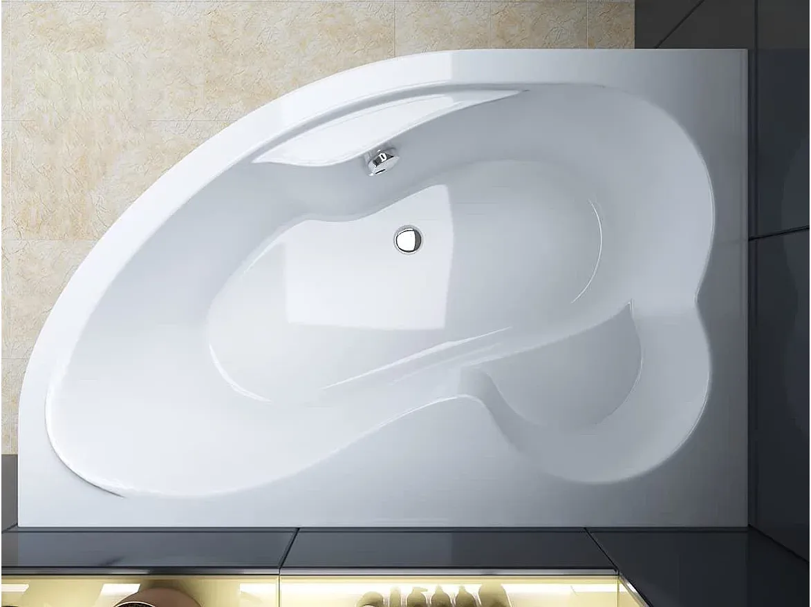 Eckbadewanne 160x105 cm mit Styroporverkleidung