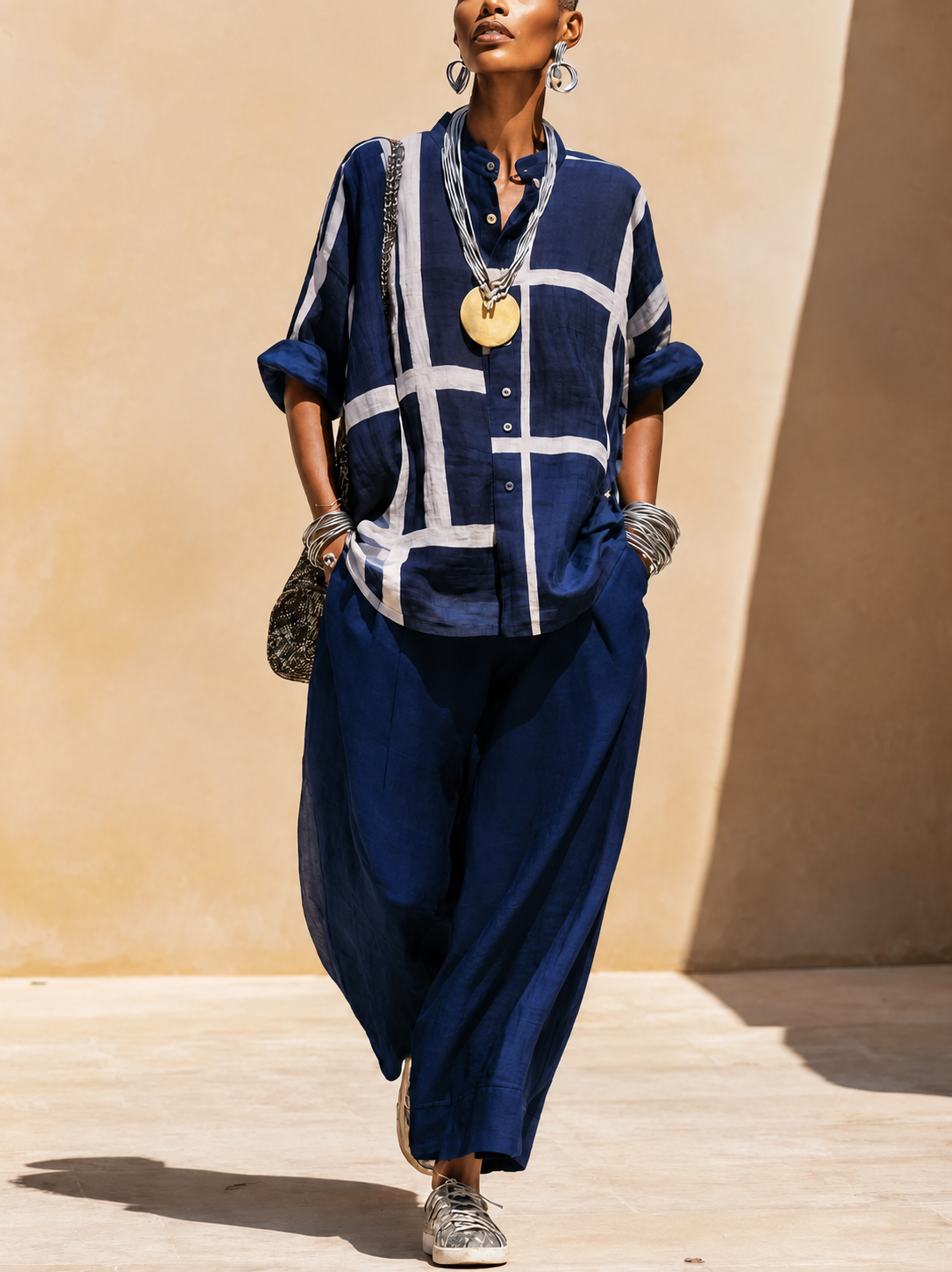 Airy two-piece set with the comfort of wide-leg trousers