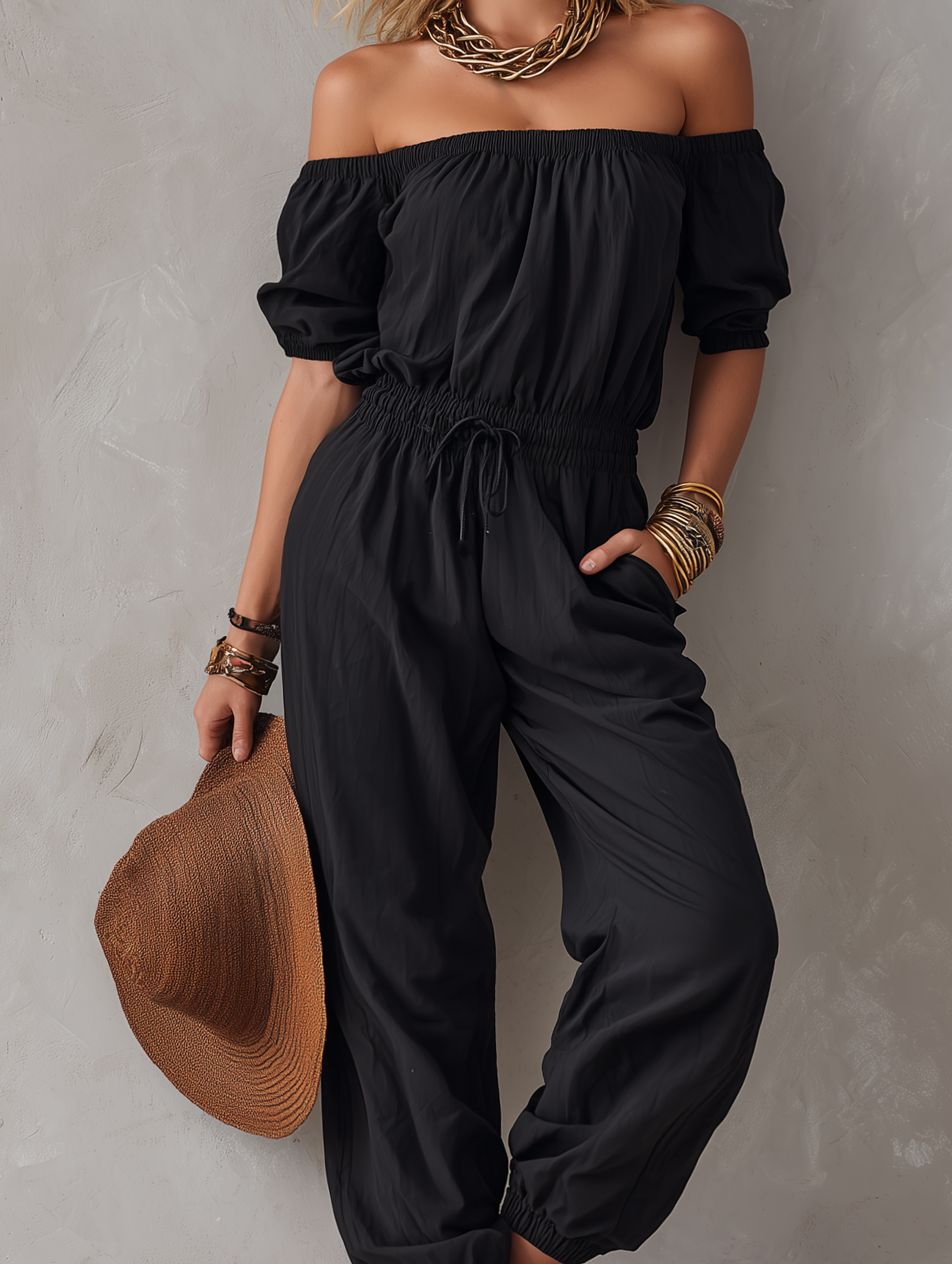 Women's Casual Black Woven Off-Shoulder Sleeveless Jumpsuit 