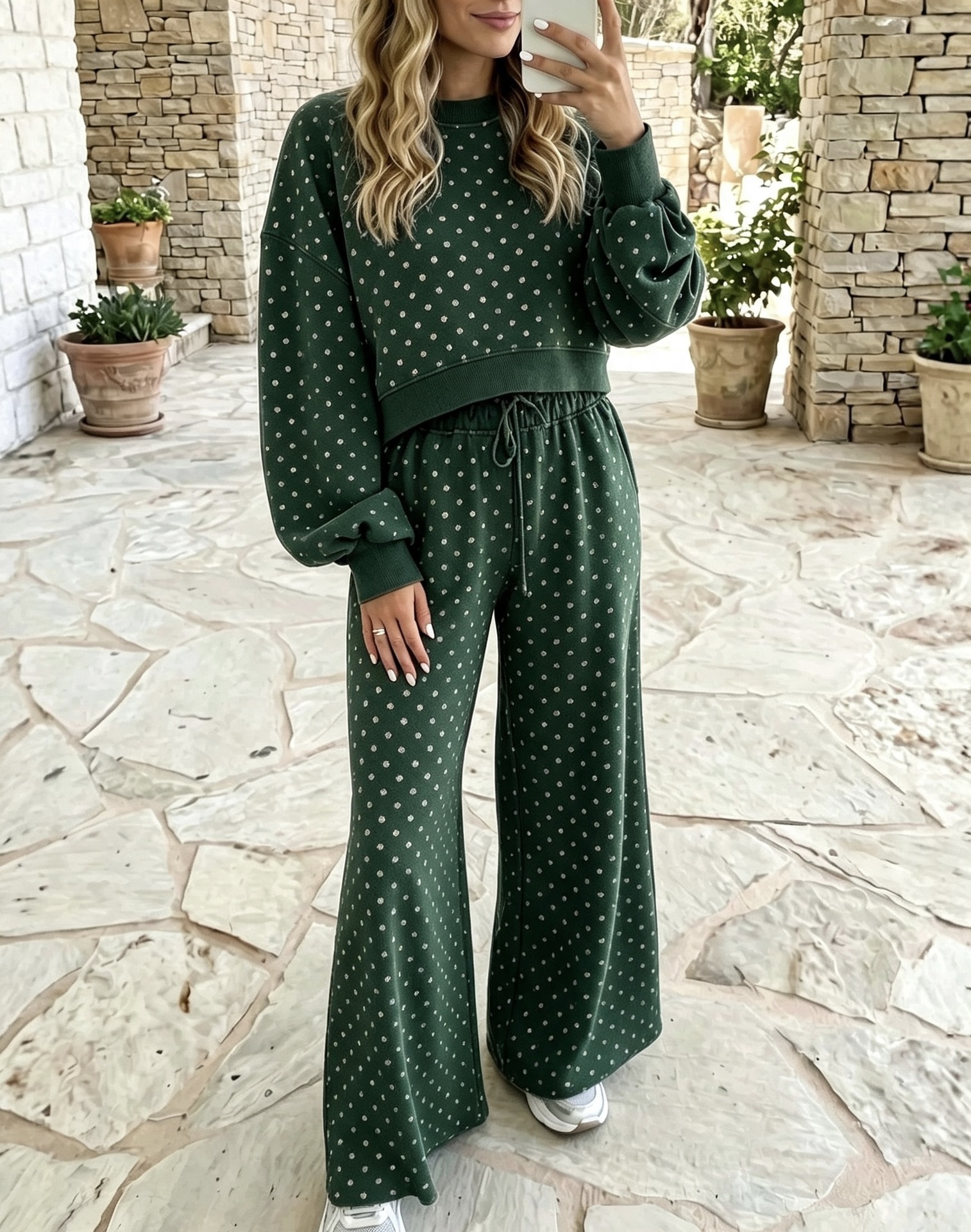 2‑Piece Printed Sweat Co‑Ord Set | Crew Neck Cropped Sweatshirt & Drawstring Flared Wide‑Leg Pants Casual Street Loungewear Outfit