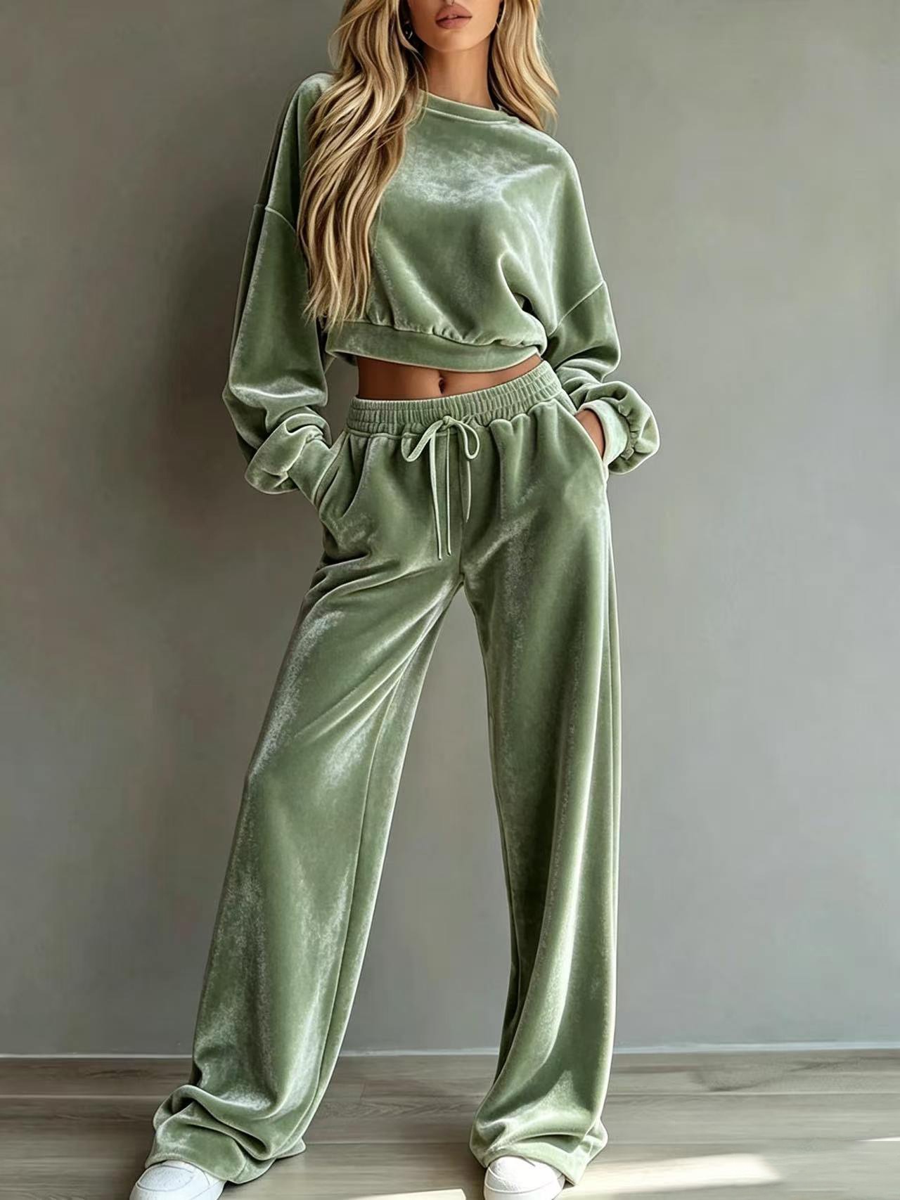 2‑Piece Velour Co‑Ord Set | Drop‑Shoulder Cropped Sweatshirt & Drawstring Wide‑Leg Pants Casual Loungewear Outfit