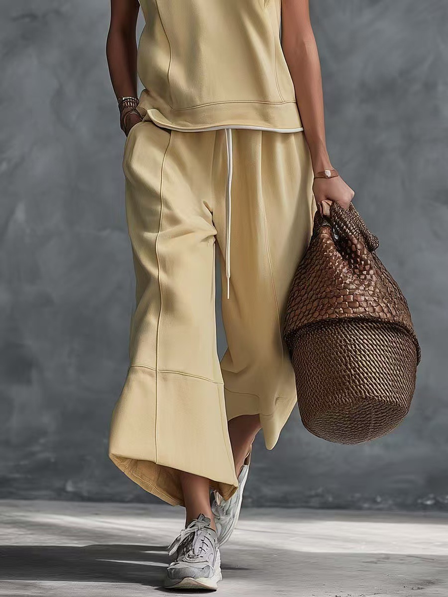Contrast Trim Sleeveless Sweatshirt & Drawstring Wide Leg Cropped Pants Two-Piece Loungewear Set