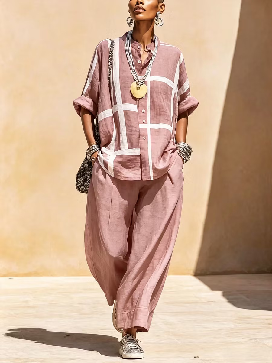 Airy two-piece set with the comfort of wide-leg trousers