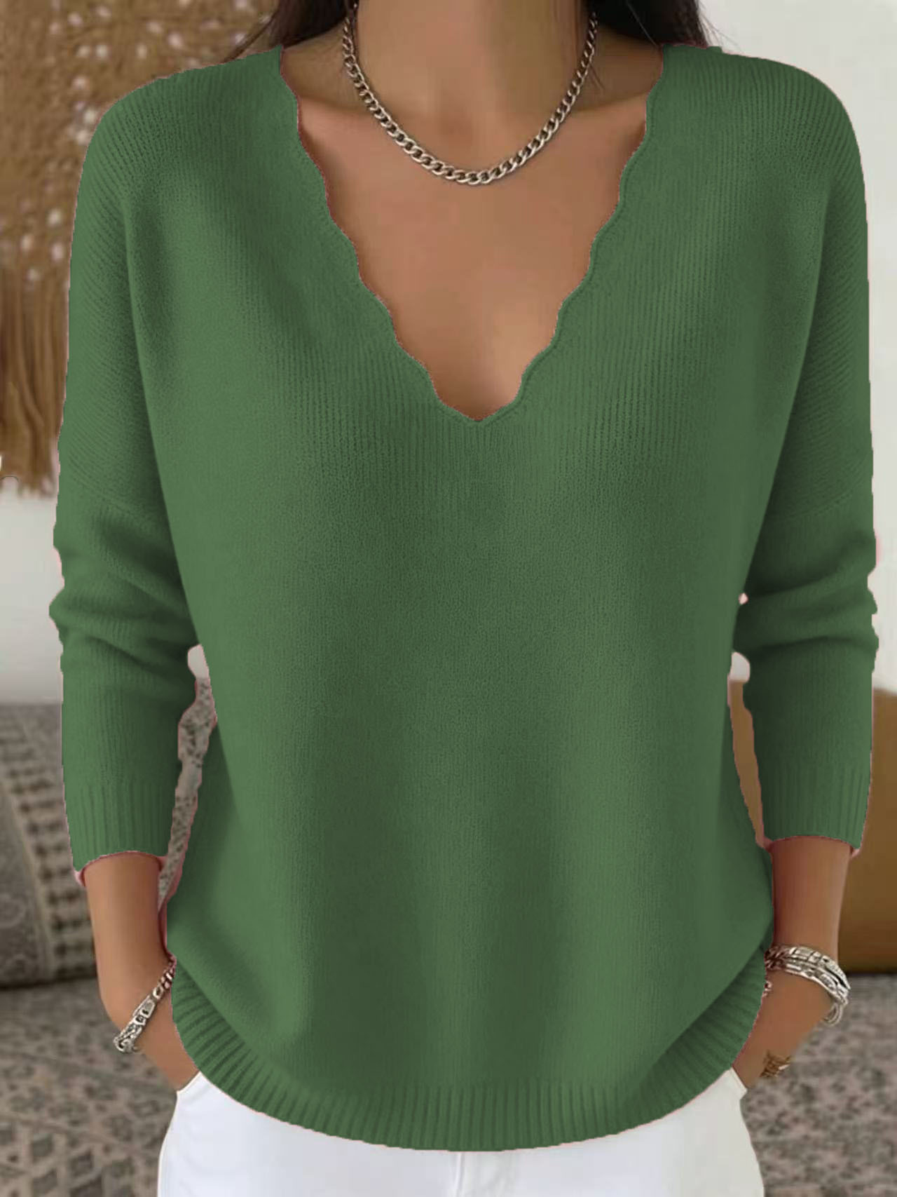 Women's Scalloped V-Neck Knit Sweater Loose Long Sleeve Pullover