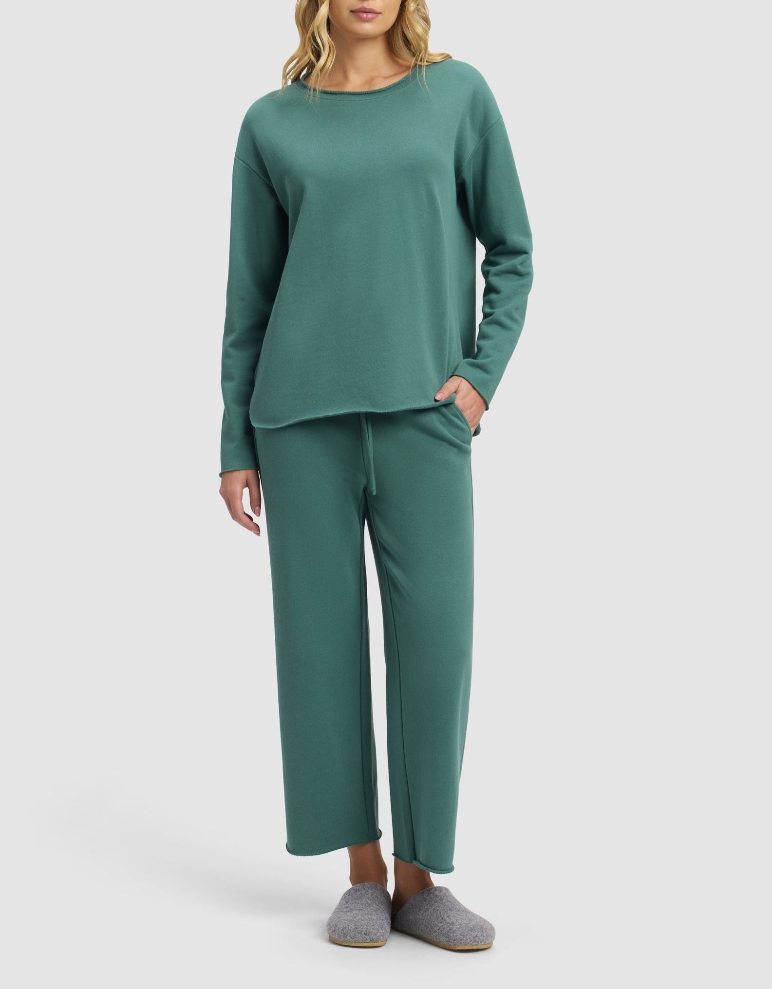 Women’s Casual Knit 2 Piece Set Relaxed Long Sleeve Top & Straight Leg Pants Lounge Outfit