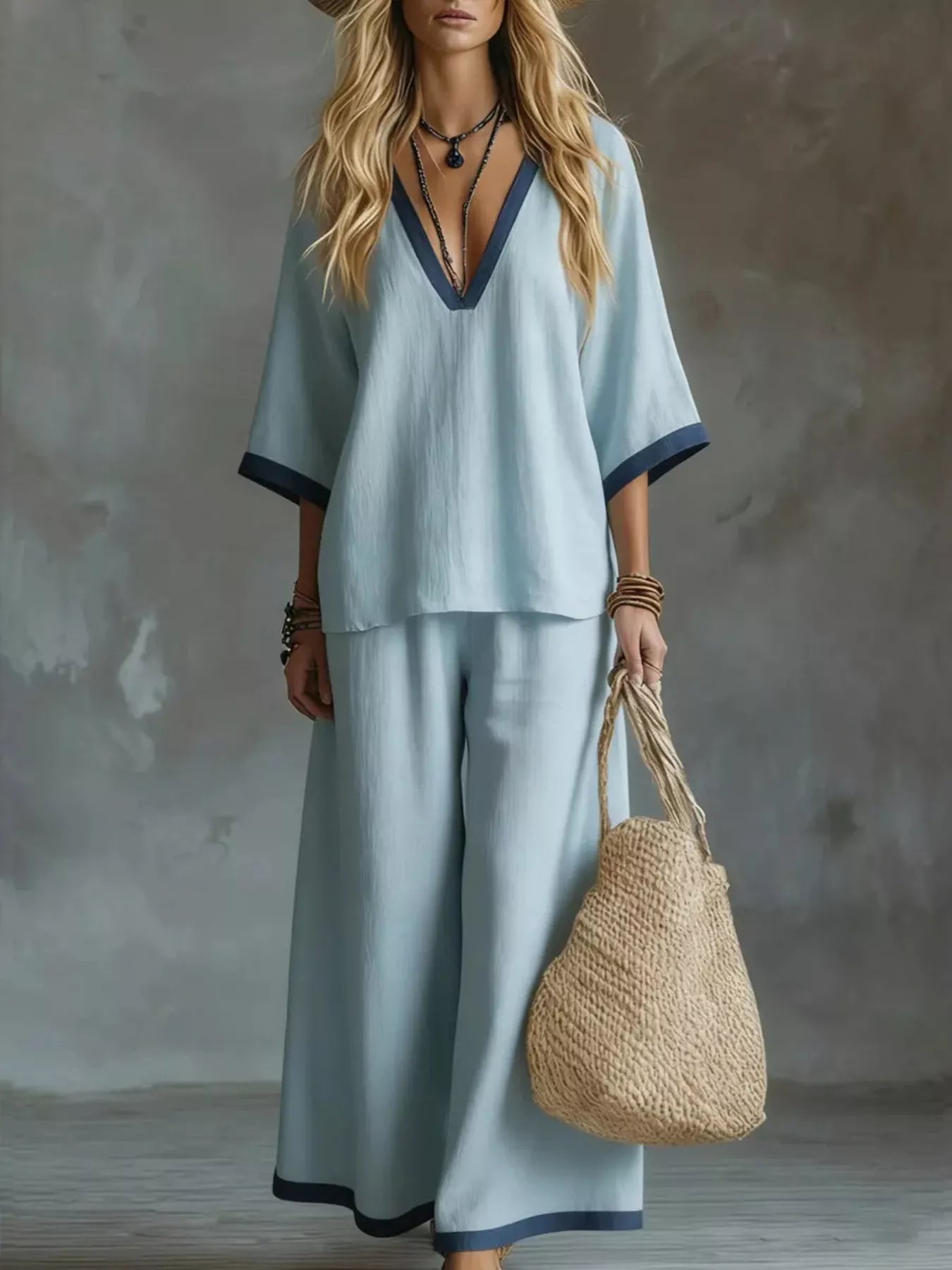Women Contrast Trim V-Neck Top and Pants Set
