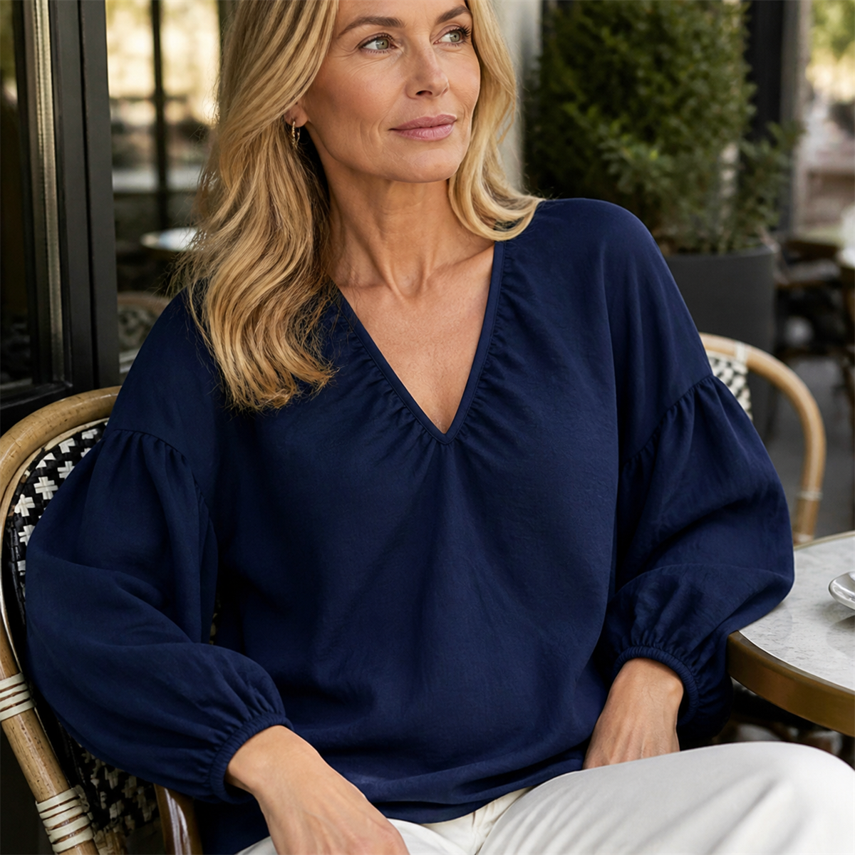 Women's Relaxed V-Neck Balloon-Sleeve Blouse - 4-Piece Deep Navy Set - 26.99 $