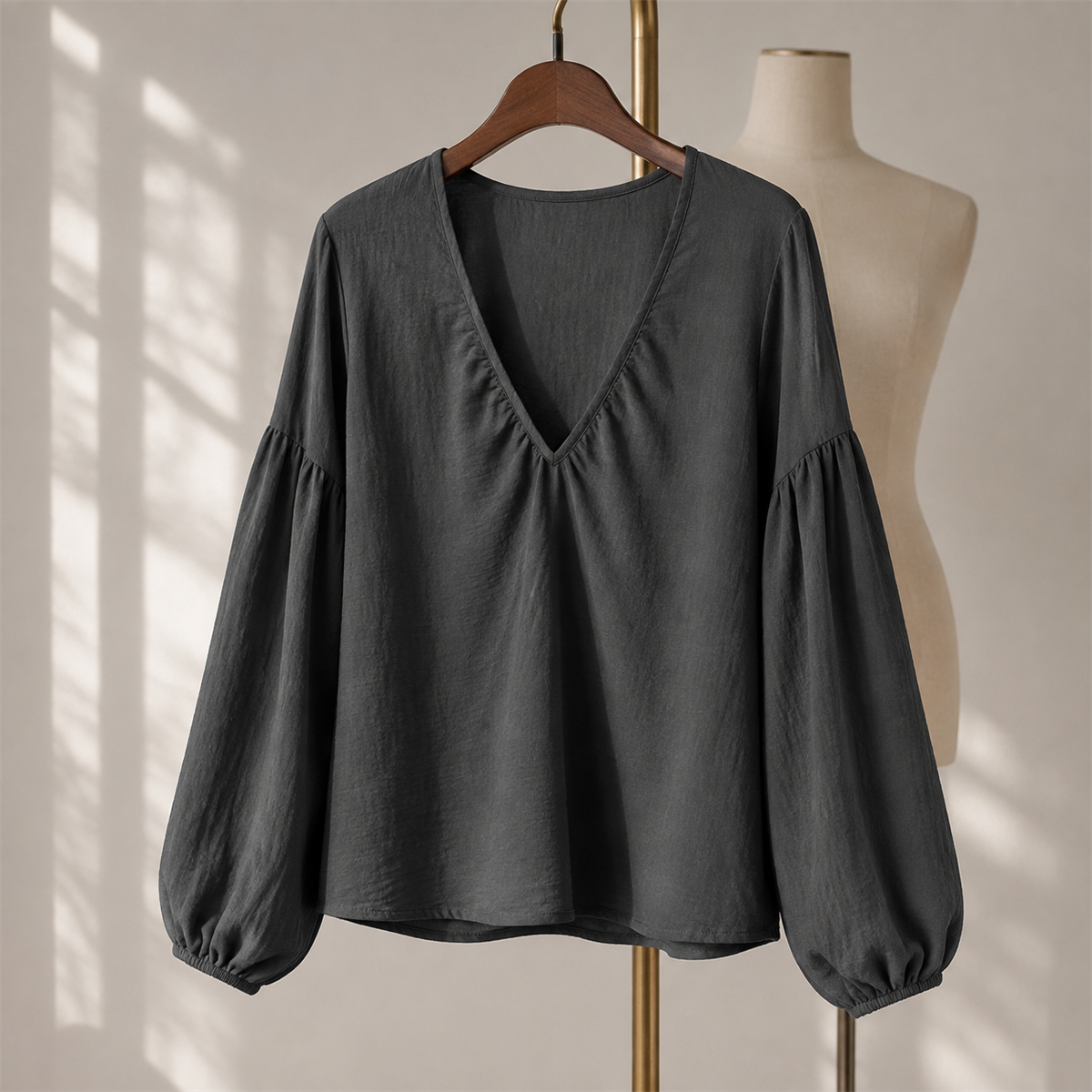 Women's Relaxed V-Neck Balloon-Sleeve Blouse - 4-Piece Charcoal Gray Set - 26.99 $