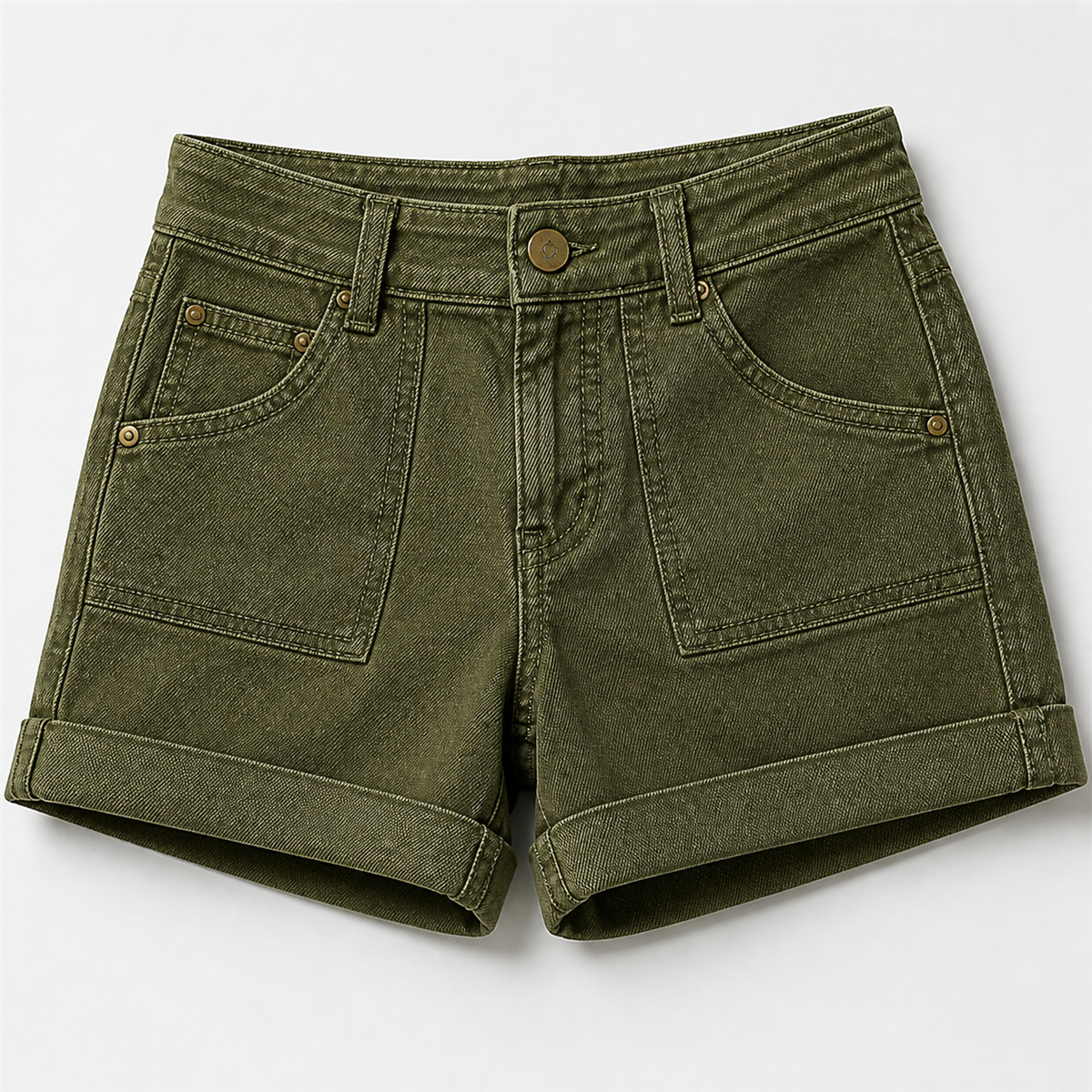 Short decontracte femme a revers et poches - Detail : poches avant arrondies
