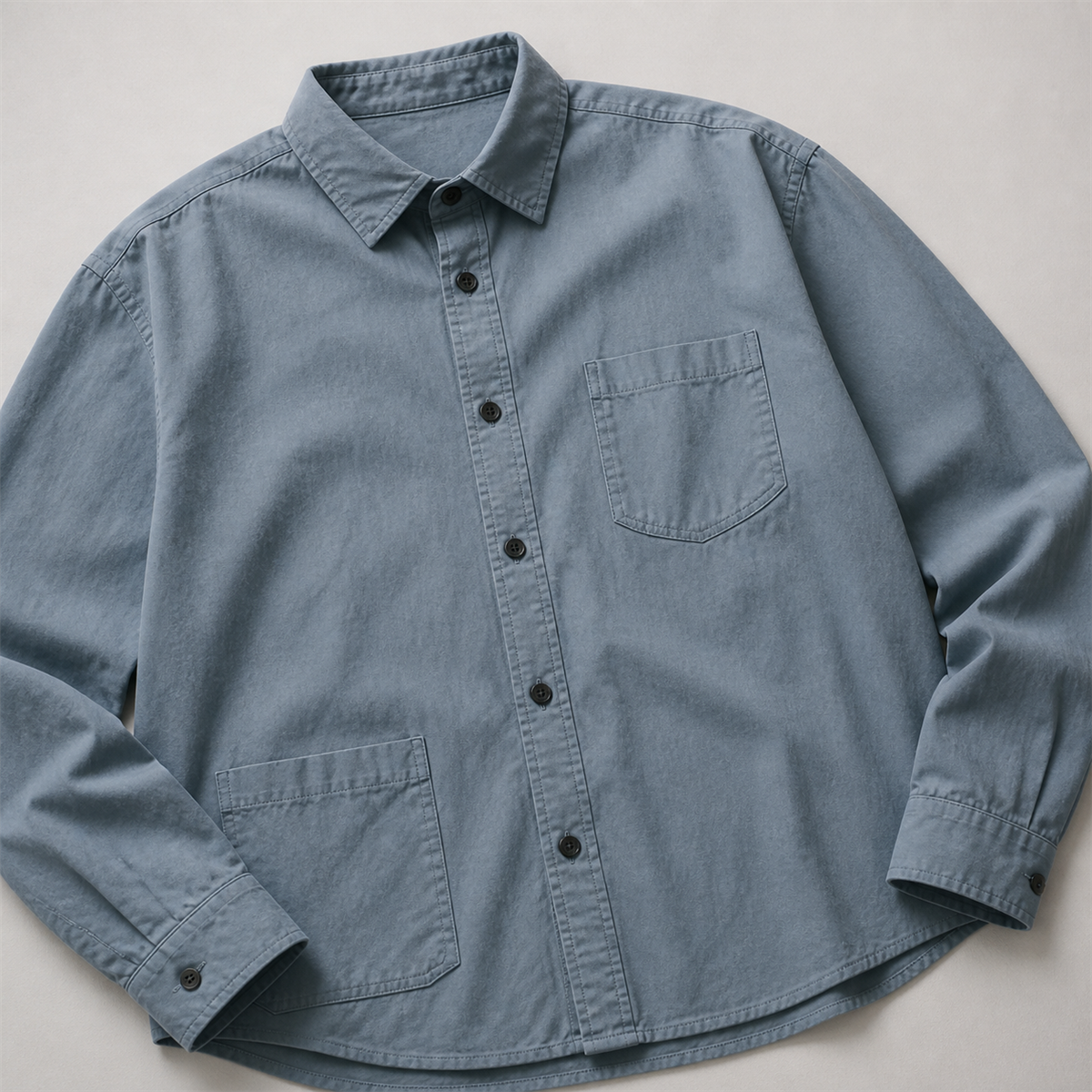 Men's Relaxed Long-Sleeve Two-Pocket Button-Front Overshirt - Detail of