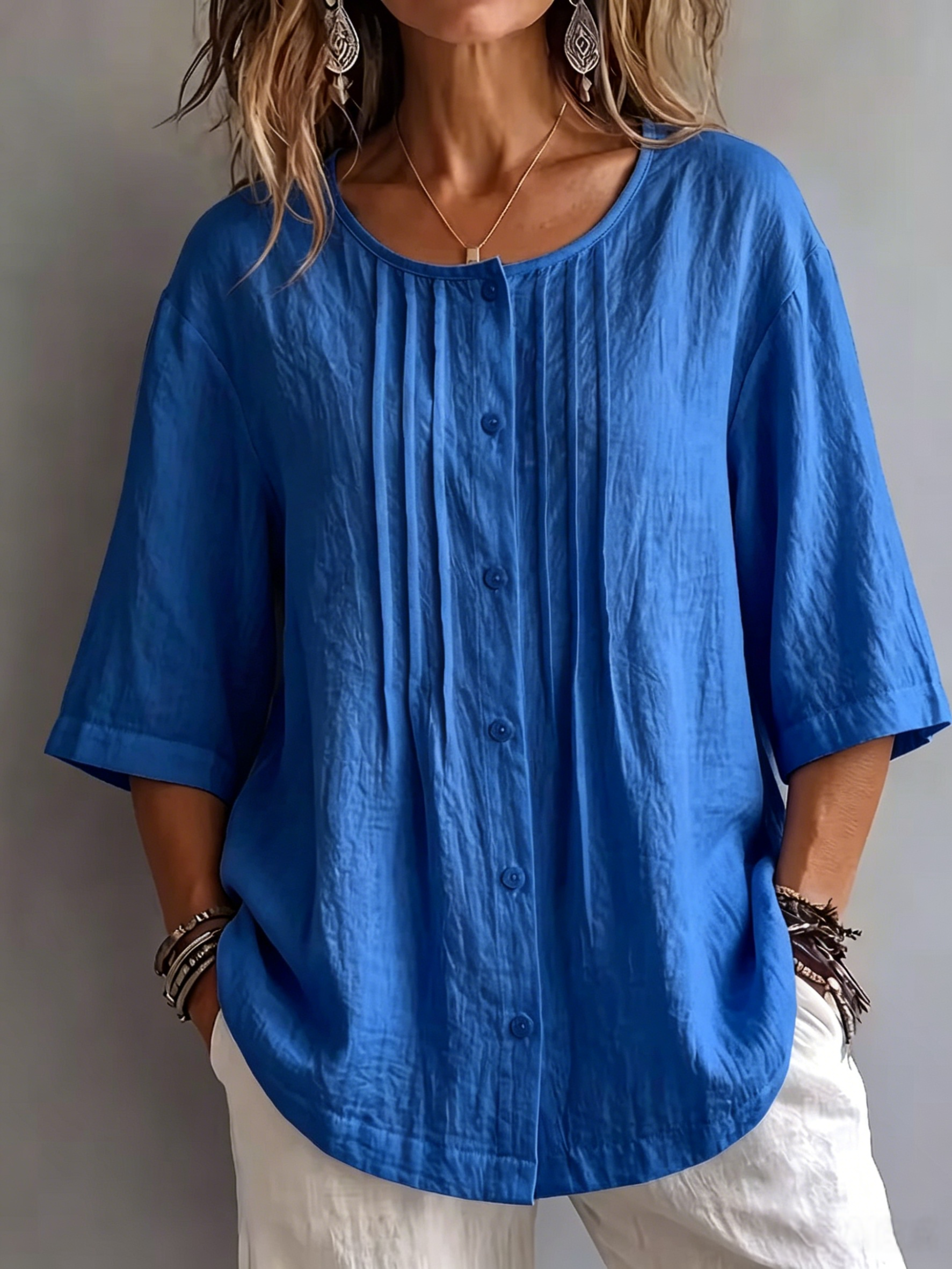 Women's round-neck three-quarter sleeve pleated blouse