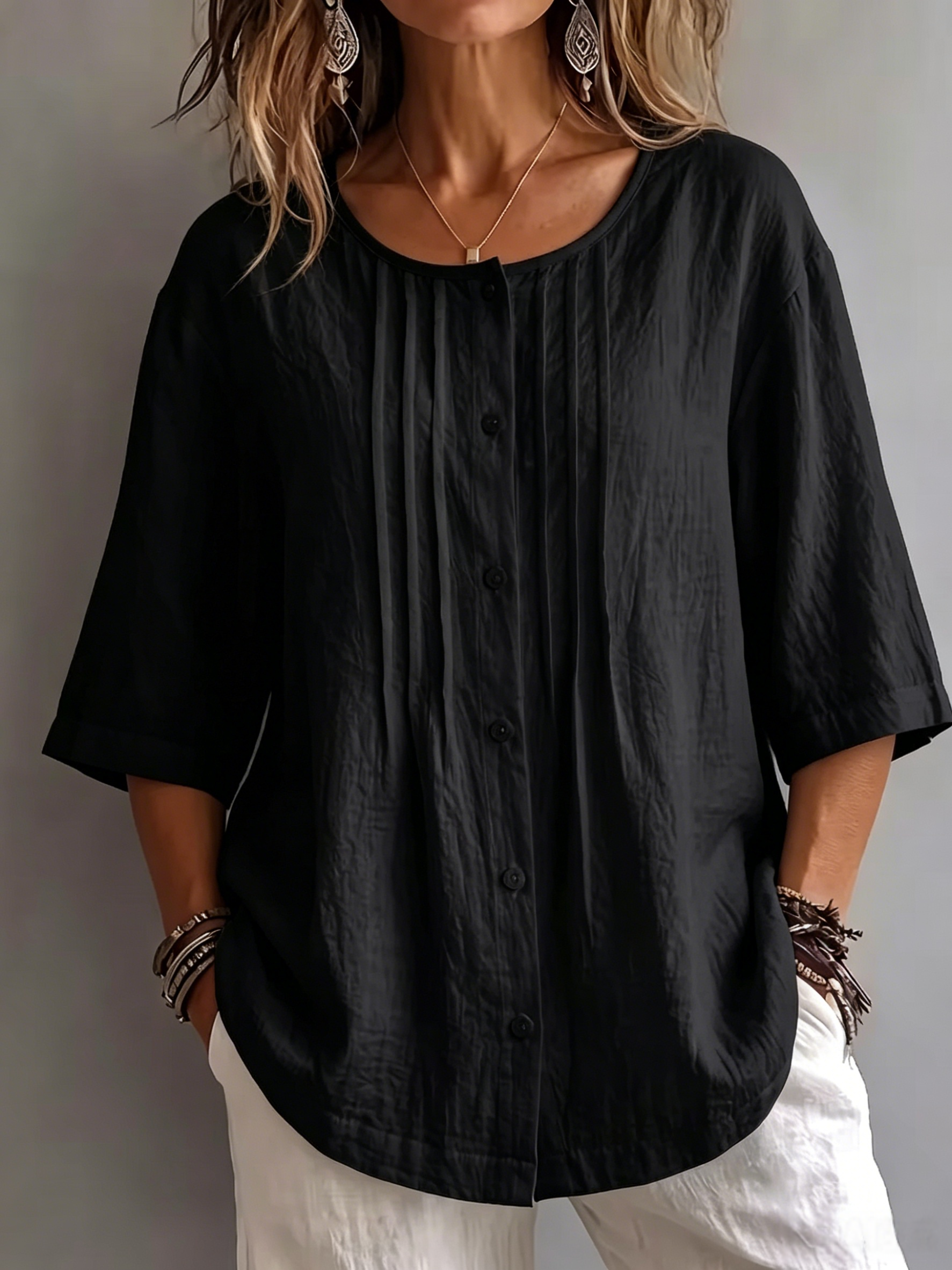 Women's round-neck three-quarter sleeve pleated blouse
