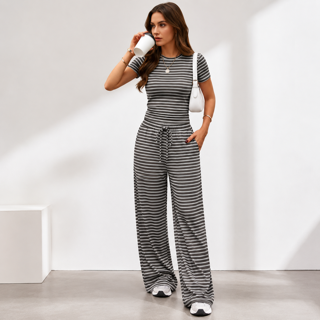 Trendy Queen 2 Piece Matching Summer Lounge Set Womens Side Ruching Top Wide Leg Pants Sets with Pockets