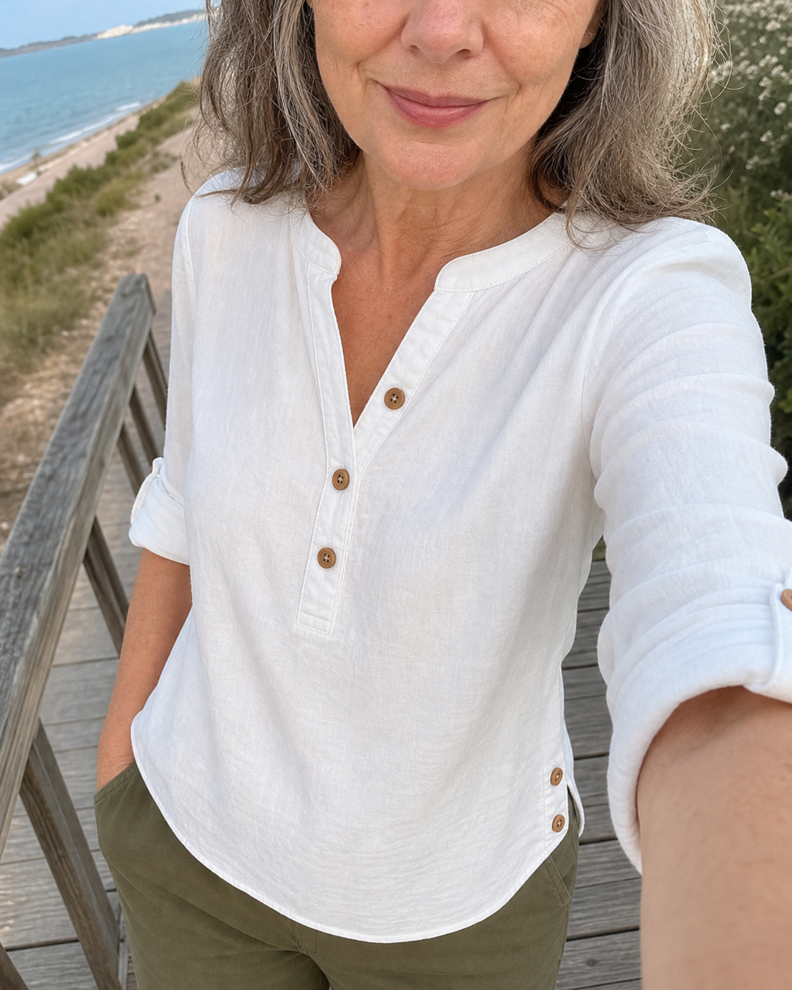 Reise-Look in Marineblau