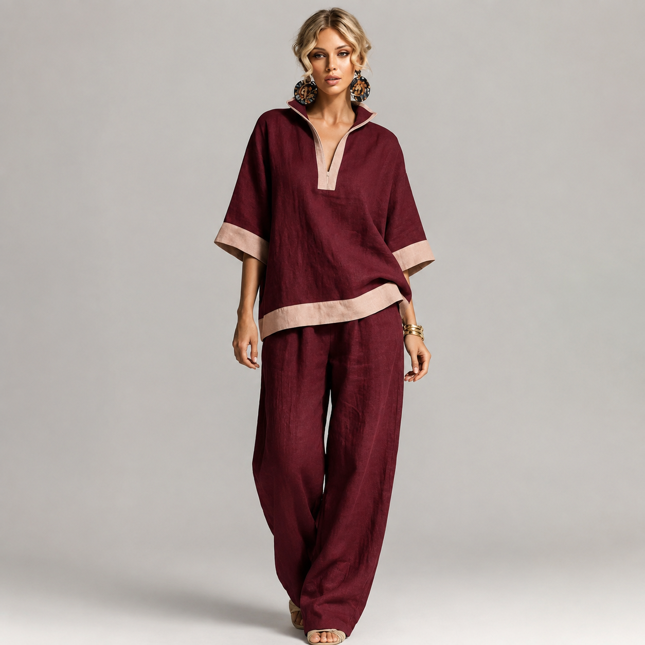 DÉSTOCKAGE FINAL – Lot de 12 à seulement 36,99 € – Ensemble femme avec haut à col fendu contrasté et pantalon large - 4 pièces Anthracite/Ivoire – 26,99 €