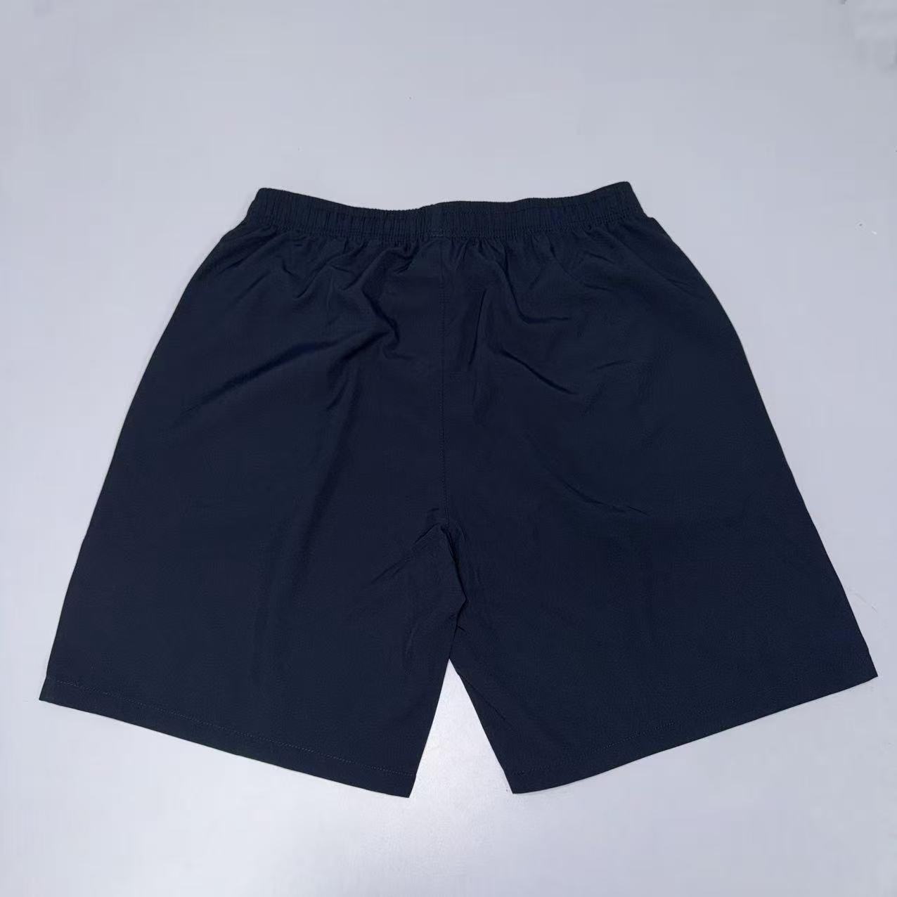 Men’s solid-color shorts with zippered pockets — summer casual, comfortable, breathable shorts made from a 97% polyester + 3% spandex blend; men’s bottoms for everyday wear, tropical beige color, multiple specifications available.