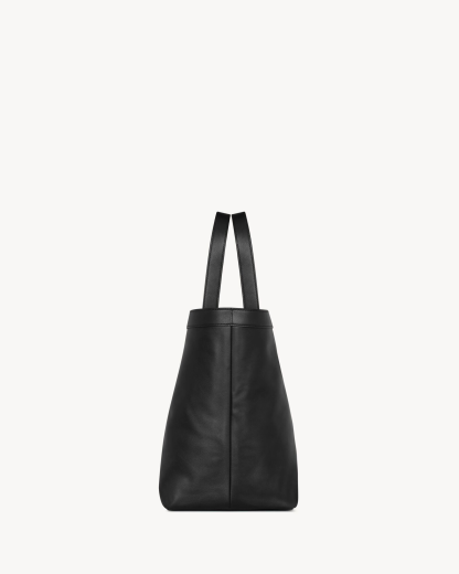 【Saint Laurent】✨水原希子さん愛用「Yレザー トートバッグ」✨ 国内入手困難の人気モデルが再入荷！