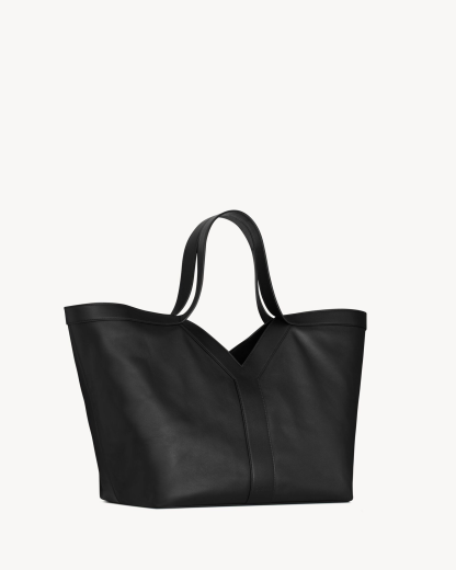 【Saint Laurent】✨水原希子さん愛用「Yレザー トートバッグ」✨ 国内入手困難の人気モデルが再入荷！
