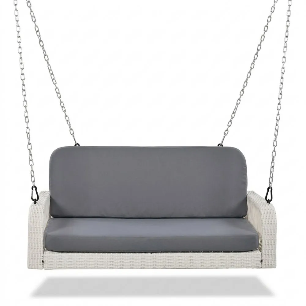 Grauweißer Hängesessel aus Rattan mit Kissen aus Polyesterfasern und Stahlrahmen