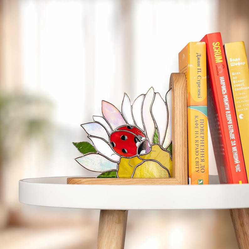 Suporte para livros de vidro colorido estilo vitral joaninha presente madrinha