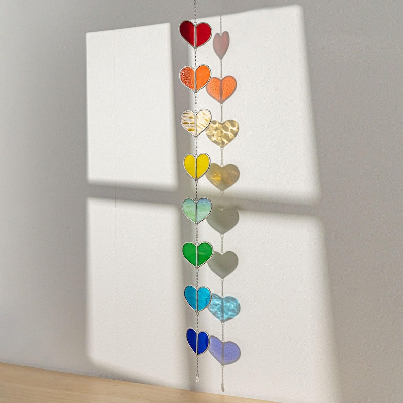 Vitral em forma de coração, arte solar para janela, coração em vitral, decoração de janelas, arte feita à mão, vitral para janela, cordão de corações F22