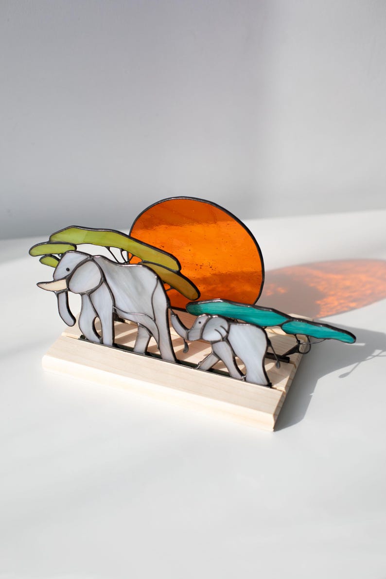 Escultura de vidro colorido vitral elefante árvore sol arte africana decoração casa