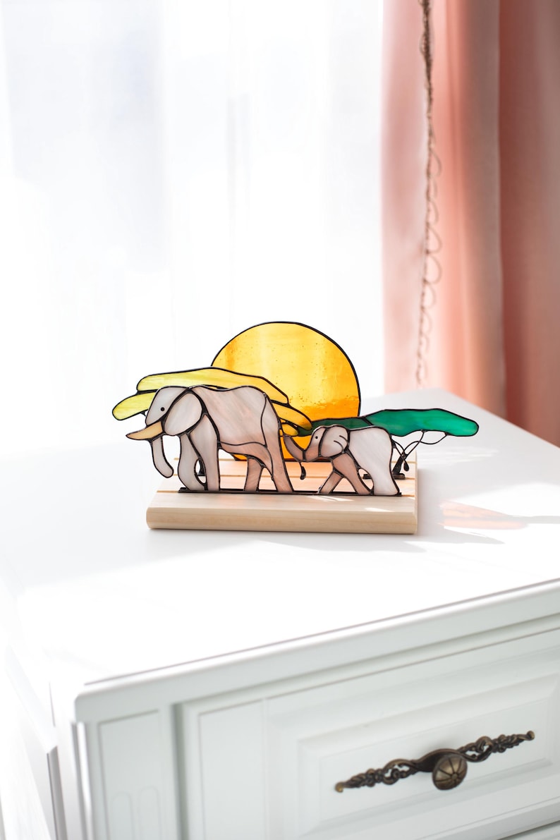 Escultura de vidro colorido vitral elefante árvore sol arte africana decoração casa