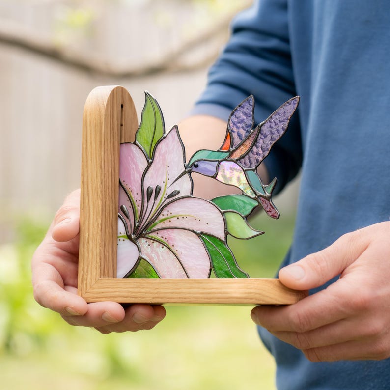 Painel de Vitral com Beija-flor para Janela, Presente para Avós, Enfeite de Beija-flor, Suporte para Livros em Vitral, Canto Decorativo com Pássaros em Vitral