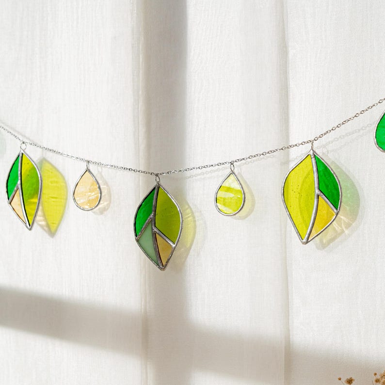 Guirlanda de Vitral com Folhas, Folha de Vidro, Planta de Vitral, Decoração de Janela com Planta, Vitral com Folhas, Guirlanda Pendurada, Decoração de Folhas Q04