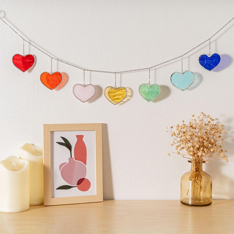 Guirlanda de Corações de Vidro Arco-Íris – Decoração para Janela e Parede F96