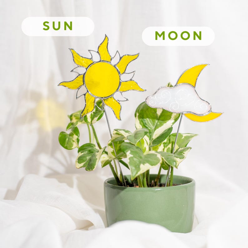 Estacas de plantas com sol e lua em vitral, decoração celestial para vasos, presente para melhor amiga.