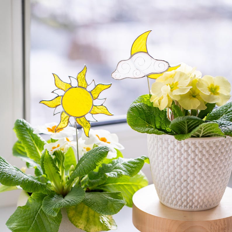 Estacas de plantas com sol e lua em vitral, decoração celestial para vasos, presente para melhor amiga.